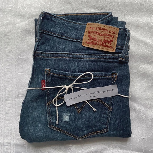 Levi’s Jeans - Picture 5 of 8